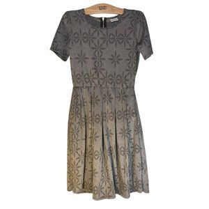 Lularoe Women's Midi Dress Back Zipper Casual Gray Size Medium Flower Print